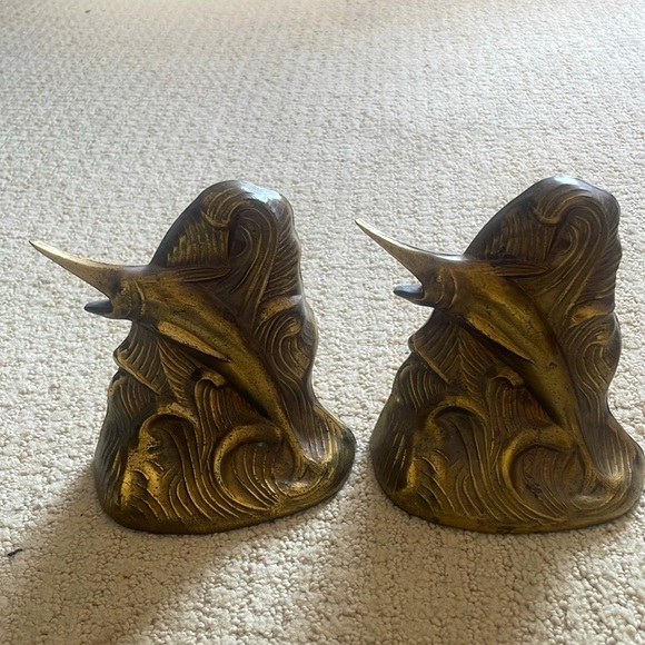 ANTIQUE BRASS DOLPHIN BOOK ENDS - SET OF 2 - Picture 4 of 5